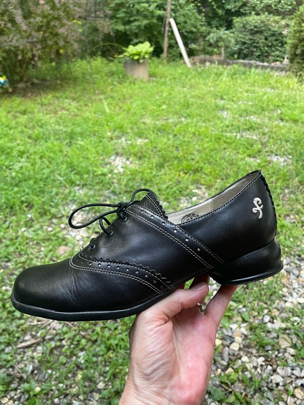 John Fluevog Fellowship Erika Brogue Oxford Shoes Size 9.5 Woman’s
